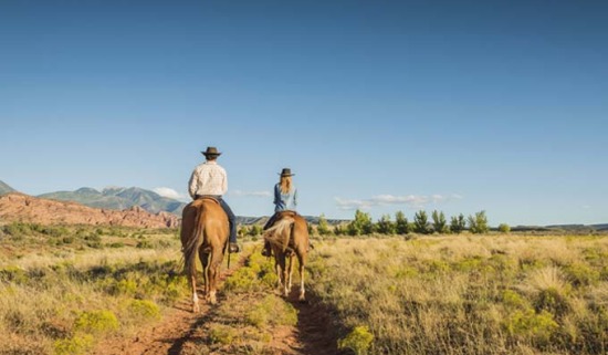Trekking on horseback in Utah 